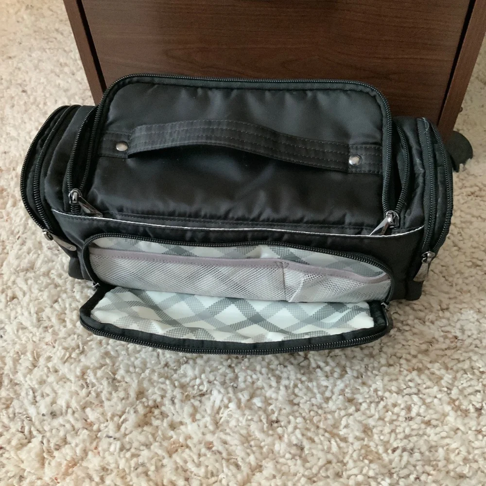 Lug Cosmetic Case - Trolley